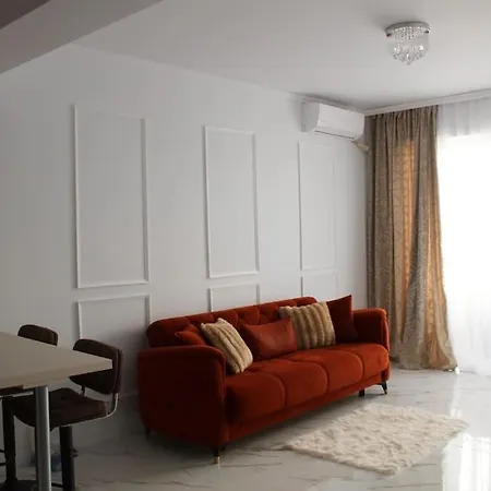 Luxe Central Apt: Free Parking Oradea Exterior photo