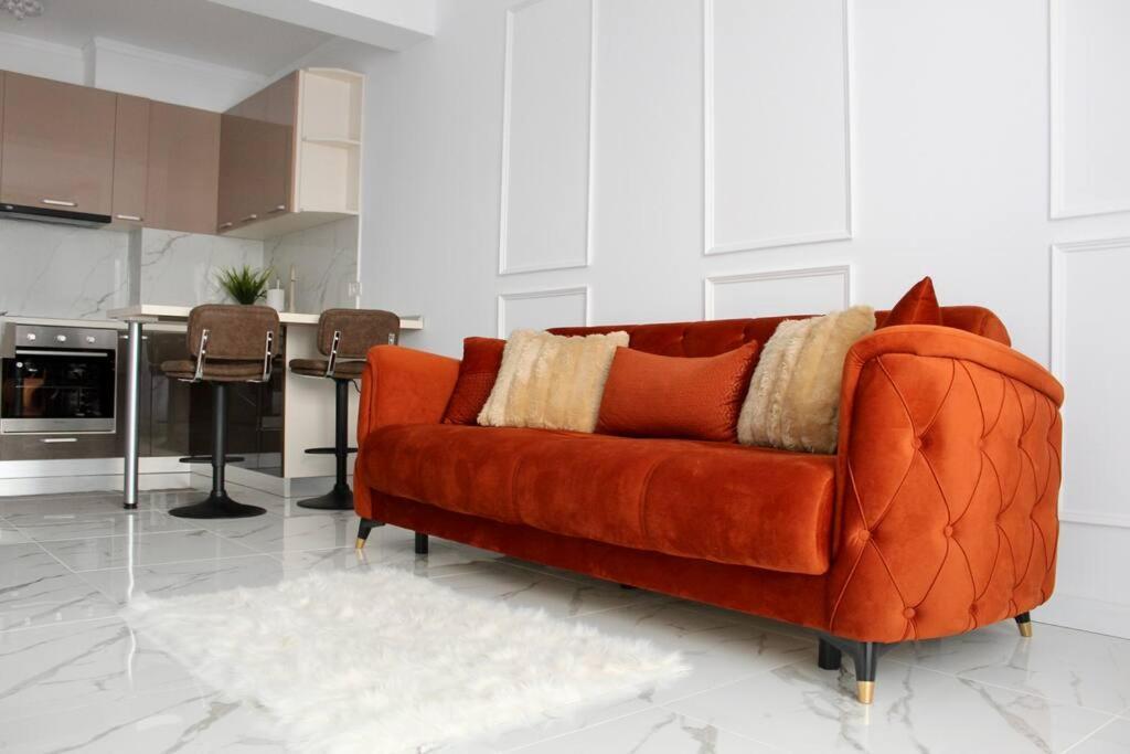Luxe Apt: Free Parking *