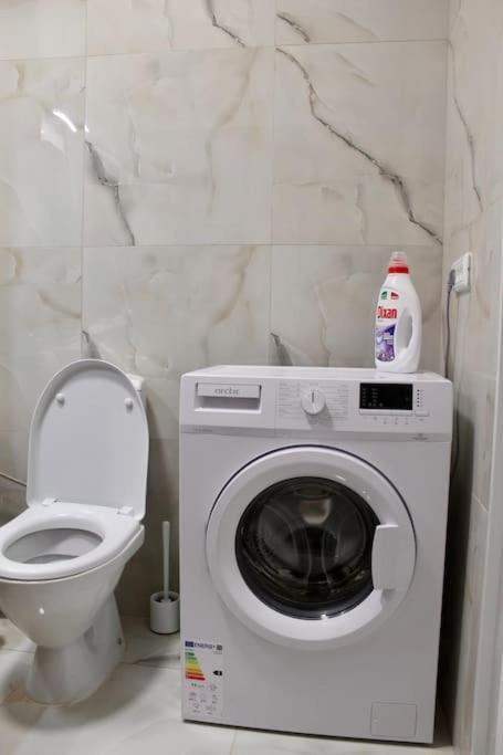 Luxe Apt: Free Parking