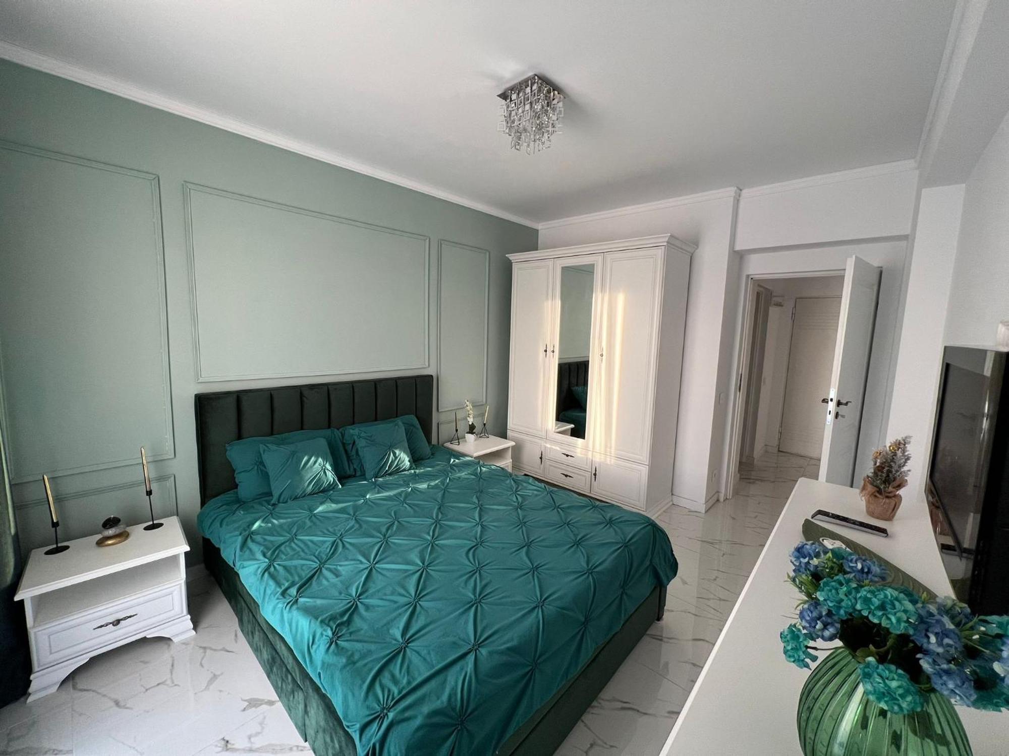 Luxe Apt: Free Parking *